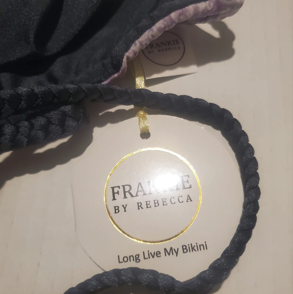 Frankies Bikinis nwt frankie